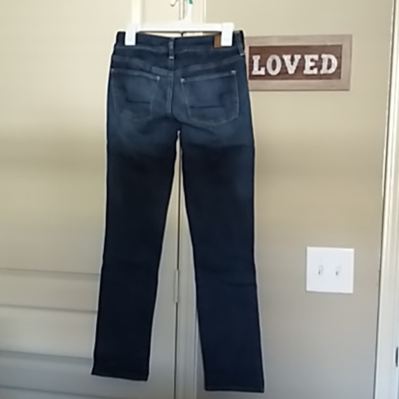 Woman - Picture 2 of 3